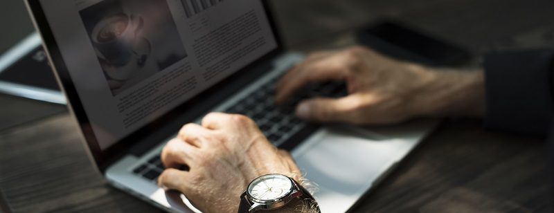 Vantagens de comprar viagem corporativa com uma agência online - etrip