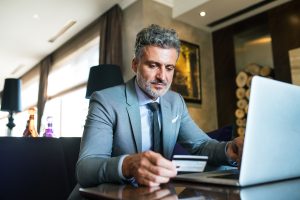 Política de utilização de cartão corporativo