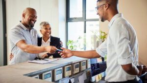 Entenda o significado de early check-in e suas vantagens!