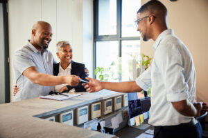 Entenda o significado de early check-in e suas vantagens!
