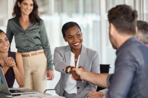 5 dicas de etiqueta empresarial em viagem de negócios